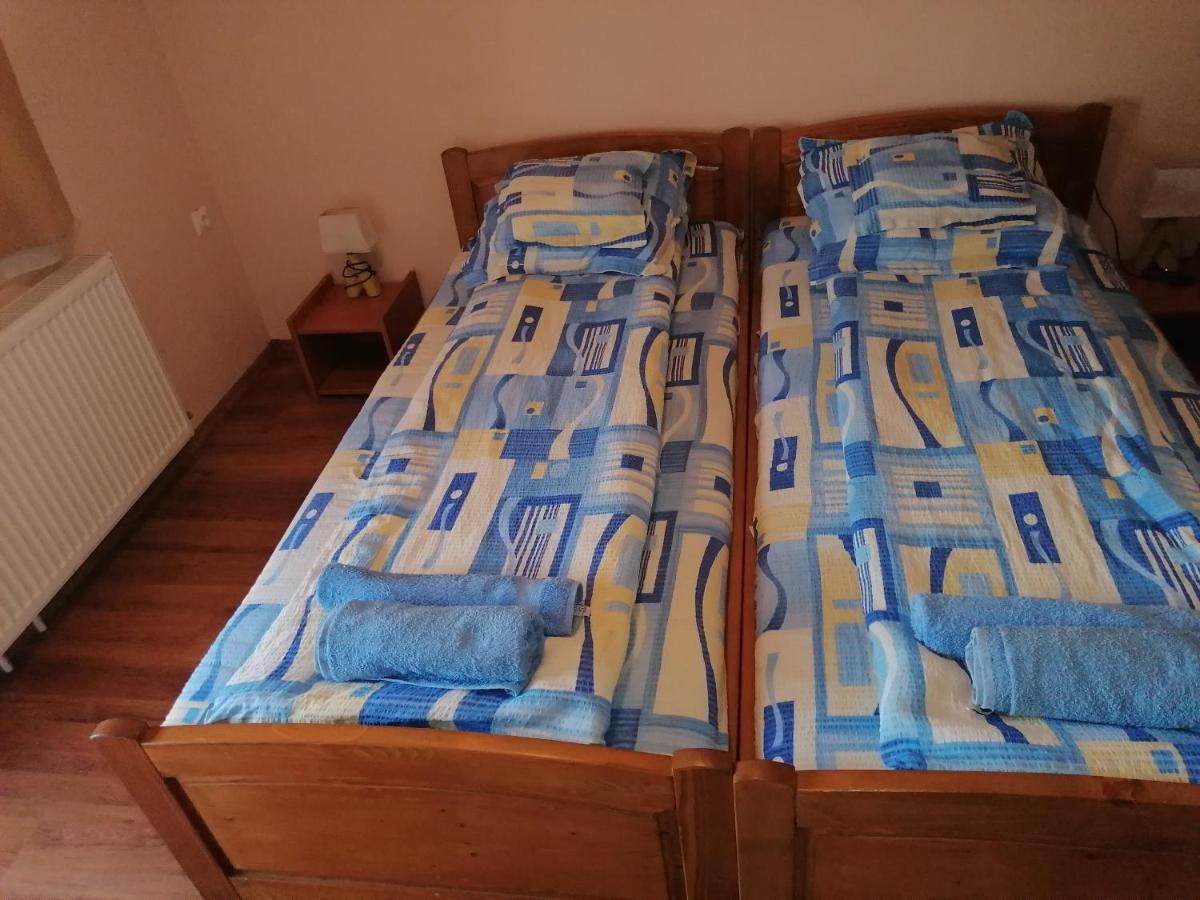 Pensiunea Fábián Vendégház Corund  Cameră foto