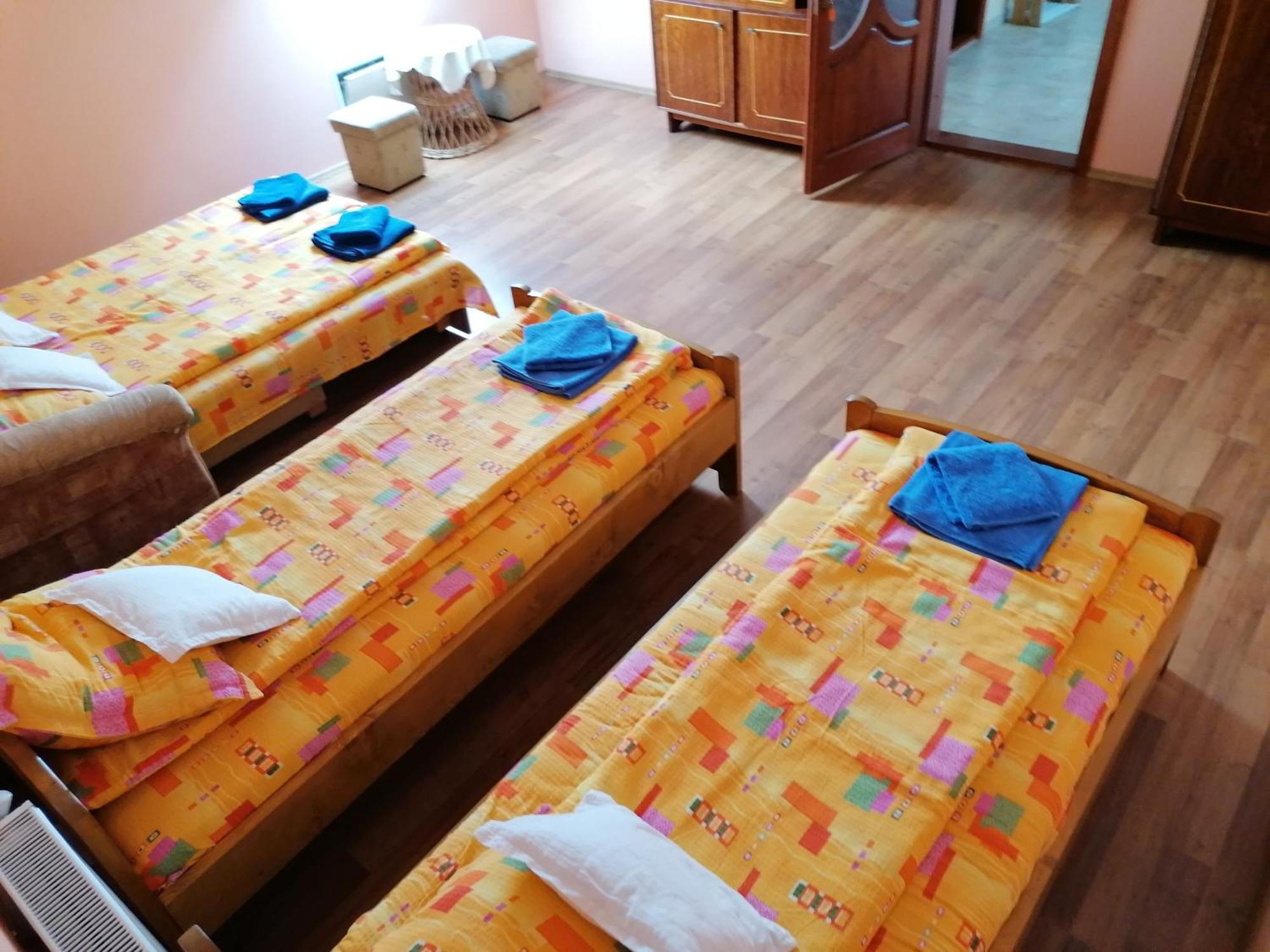 Pensiunea Fábián Vendégház Corund  Cameră foto